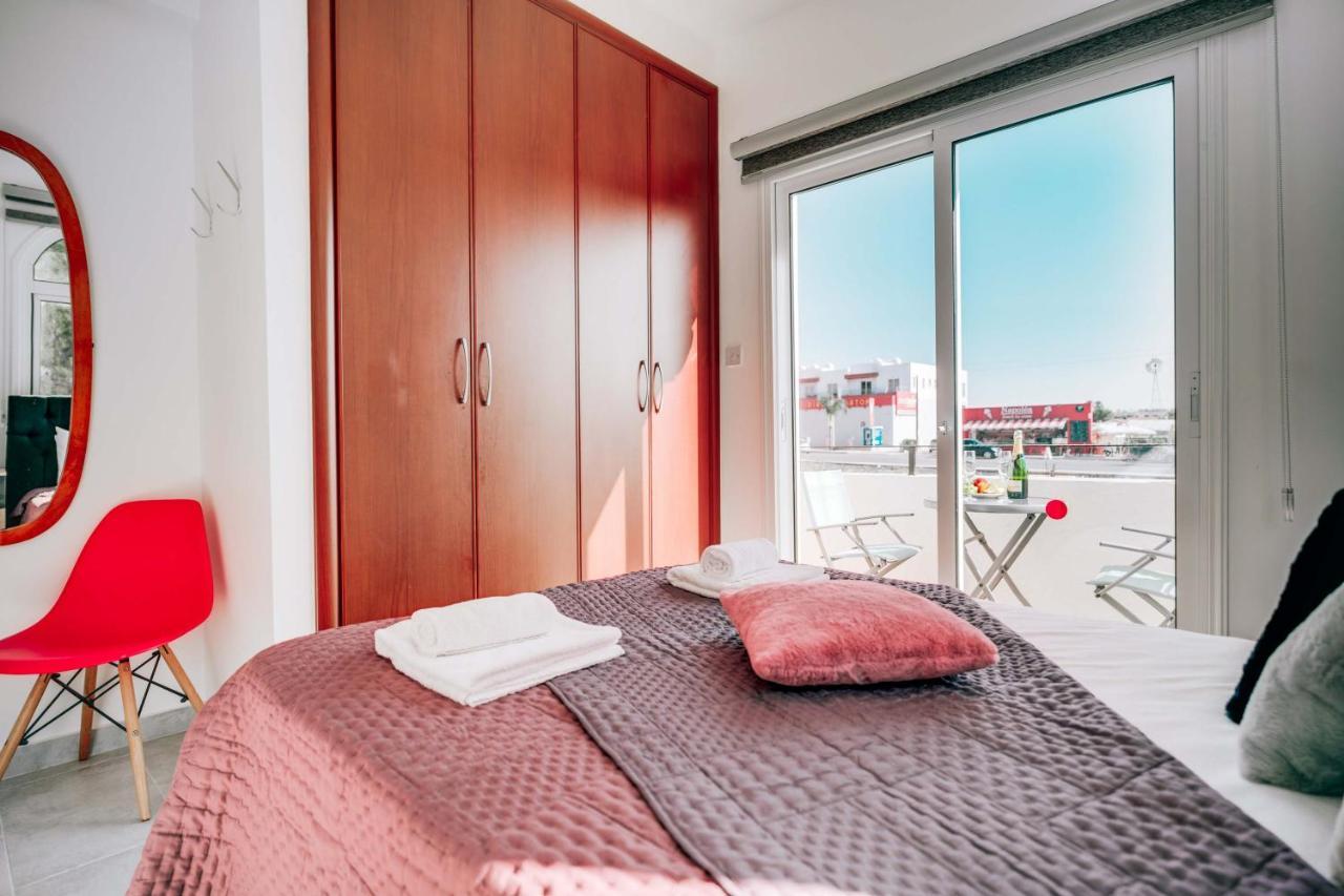 Villa Pant Poly Протарас Екстер'єр фото